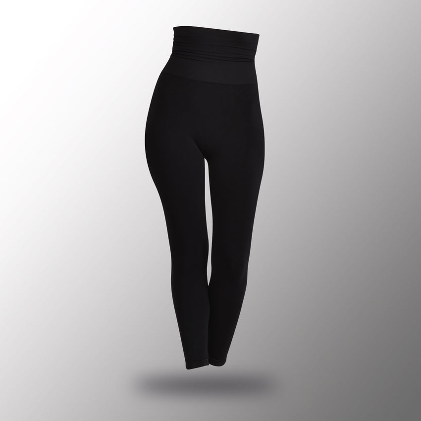 Legging sculptant sous fond gris